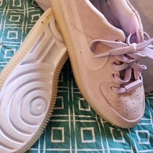 Nike lavender size 8 womans